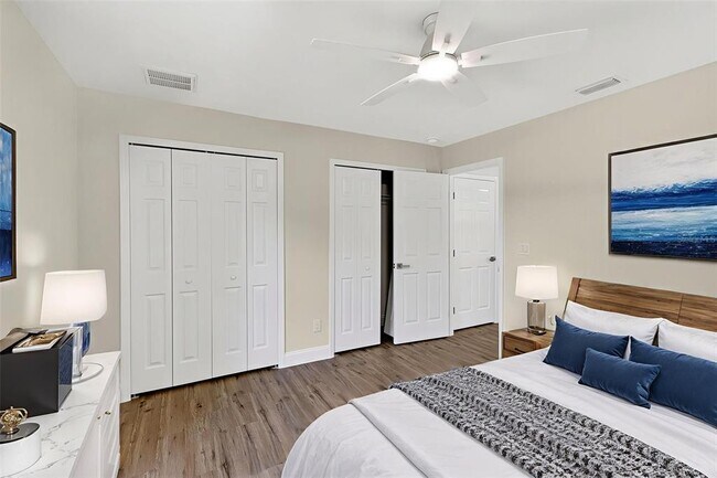 Building Photo - 486 Celeste St