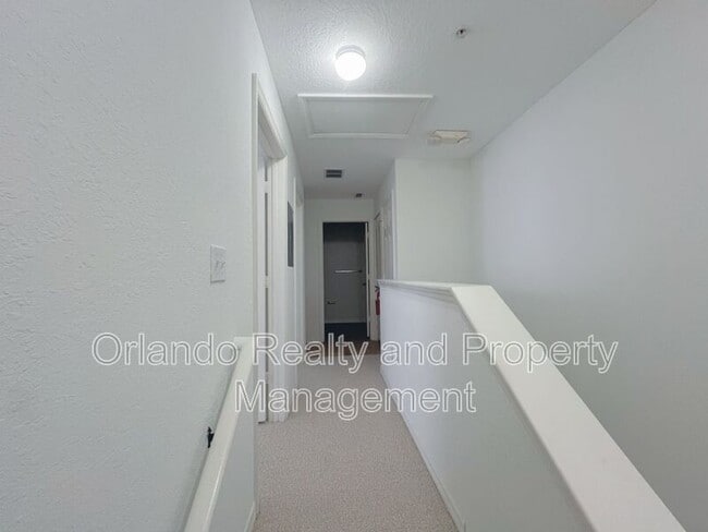 Building Photo - 2606 Lodi Cir