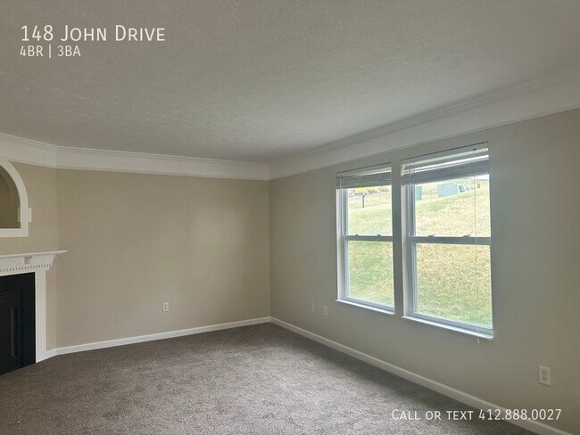 Building Photo - 4 bedroom 3 bath Canonsburg