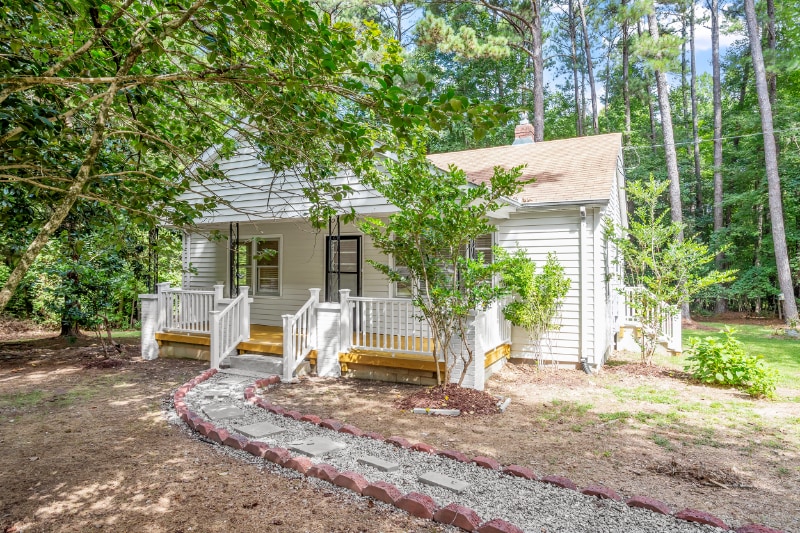 Building Photo - 3012 Durham Rd