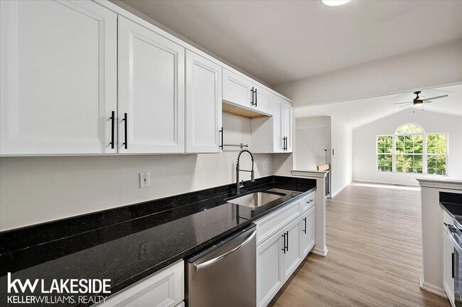 Building Photo - 56150 Chesapeake Trail