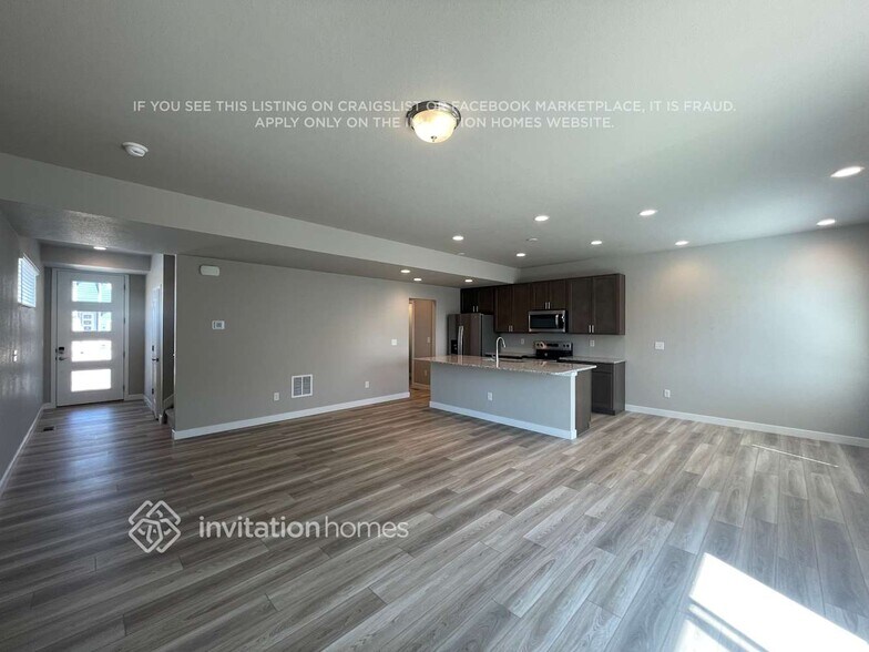 Building Photo - 13503 Arriba Dr