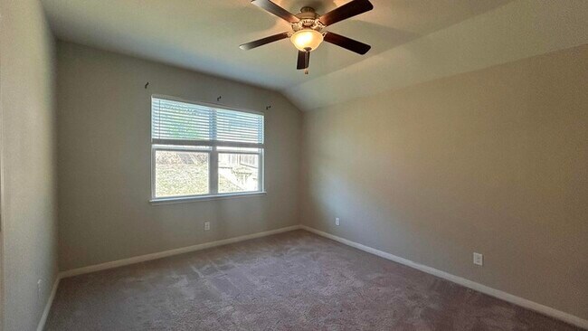 Building Photo - 6312 Juniper Vw