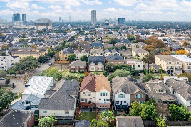 Building Photo - 2019 Morse St