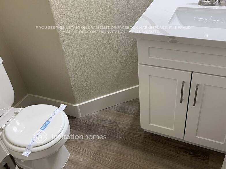 Building Photo - 7812 Picnic St