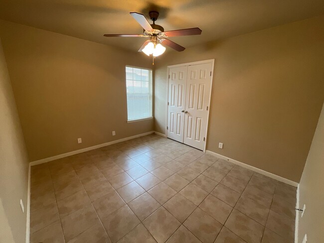 Building Photo - 1210 Powder River Dr