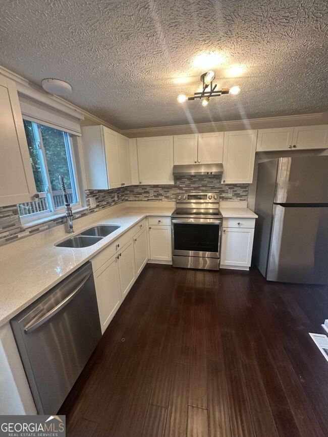 Building Photo - 2205 Mill Wood Ct NW