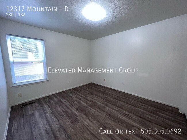 Building Photo - 12317 Mountain-D