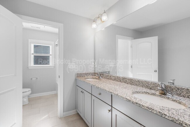 Building Photo - 2783 Berkhamstead Cir