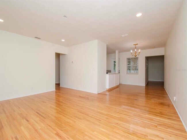 Building Photo - 4009 W Zelar St