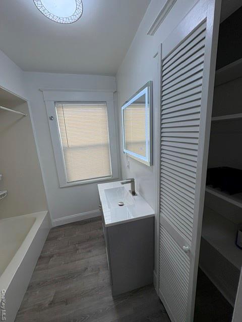 Building Photo - 102 ,Unit 1 Ave