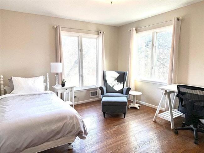 Building Photo - 6904 Gleason Rd