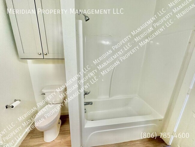 Building Photo - 5516 Itasca-A