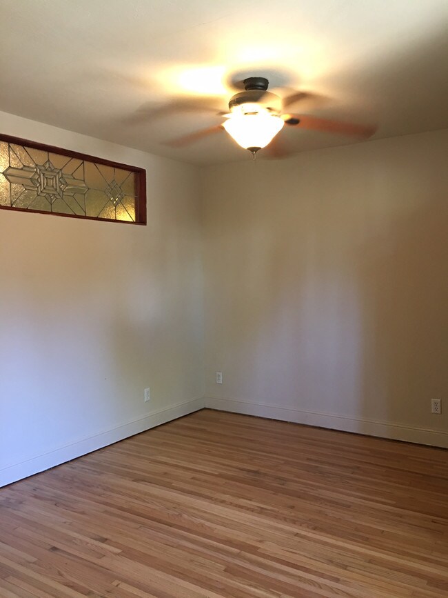 Building Photo - 12381 Sunset Ave