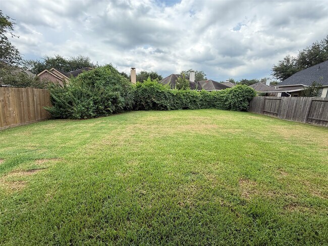 Building Photo - 3642 Heritage Colony Dr