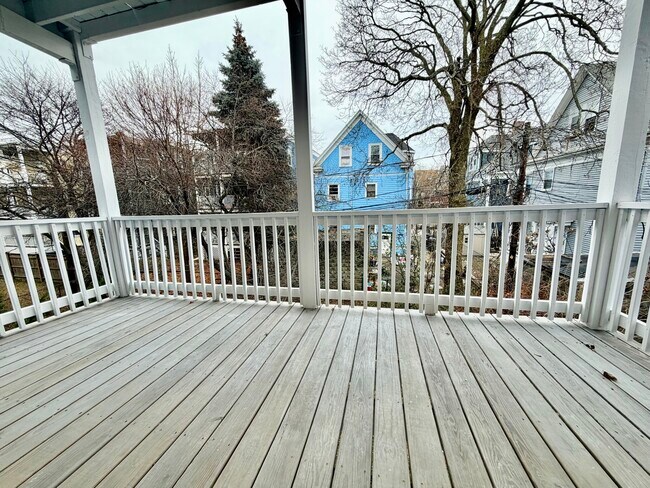 Building Photo - 24 Dawes St