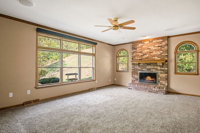 Building Photo - 41W230 Sylvan Dr