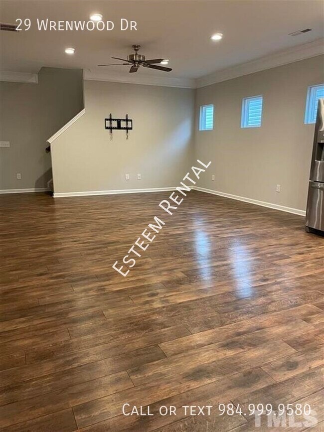 Building Photo - 29 Wrenwood Dr