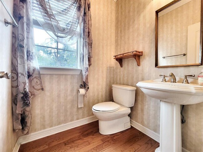 Building Photo - 10526 Grand Oak Cir