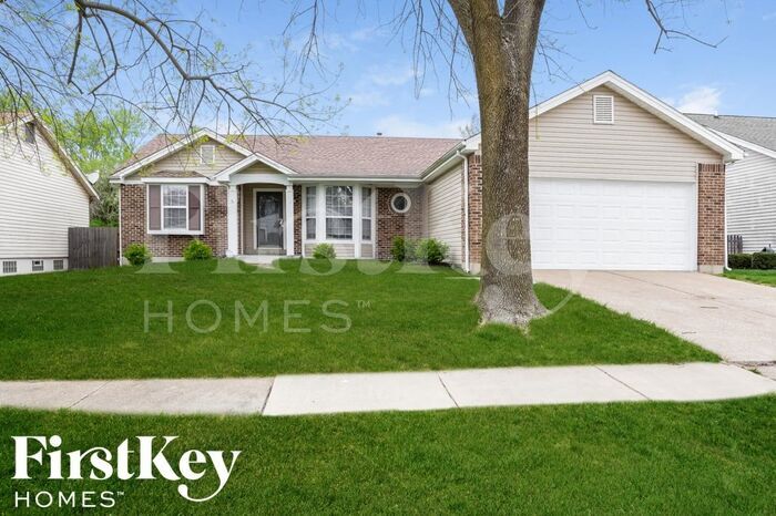 Primary Photo - 611 Foxtail Dr