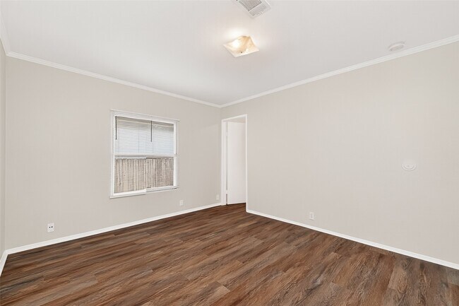 Building Photo - 11918 Greensbrook Forest Dr