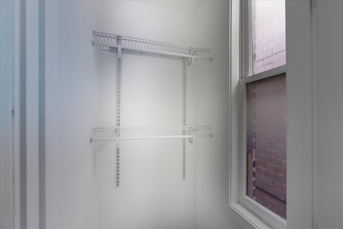 Building Photo - 1324 W Ohio St