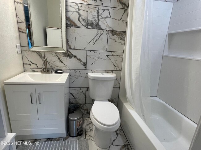 Building Photo - 4055 Dimsdale Rd