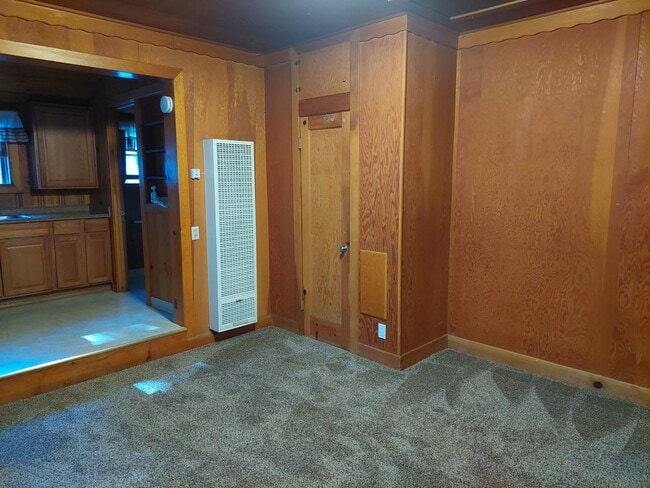 Building Photo - LA914-Bernal, Raymond