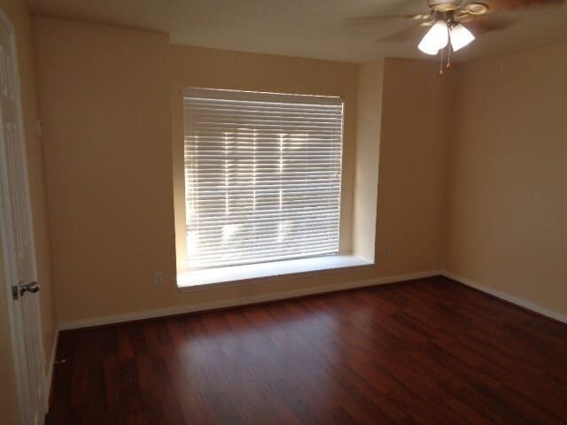 Building Photo - 12400 Overbrook Ln