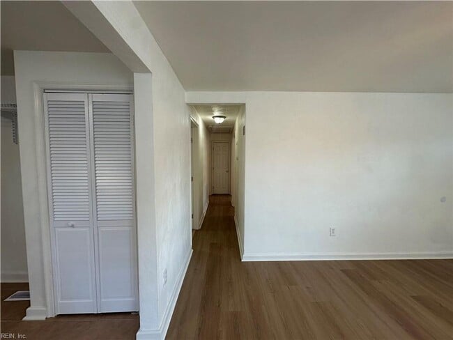 Building Photo - Adorable Ranch Home in Sherwood Forest!