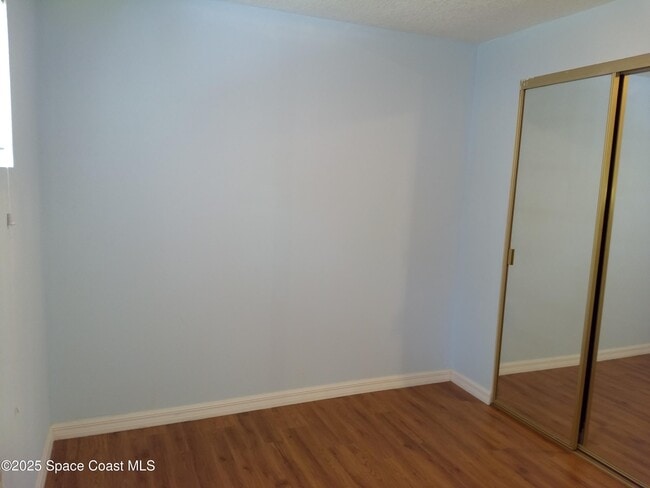 Building Photo - 973 Pinson Blvd