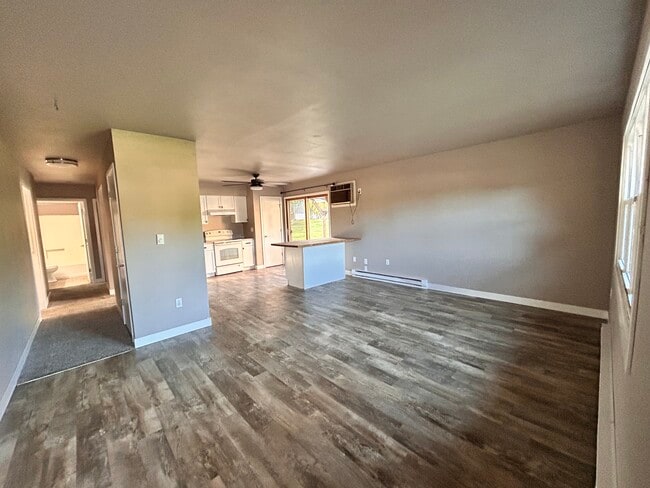 Building Photo - 209 Misty Meadows Blvd