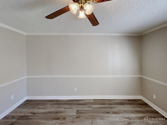 Building Photo - 15927 Mystic Way