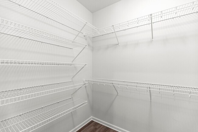 Building Photo - 600 Chapelwood Dr