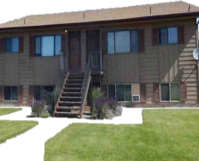 Building Photo - 2345 Stace St