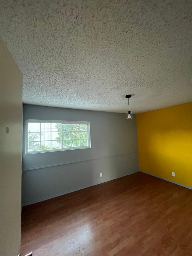 Building Photo - 22240 Wyandotte St