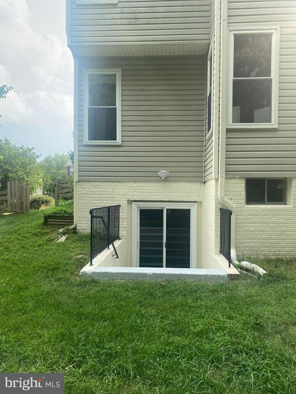 Building Photo - 46938 Colby Ct