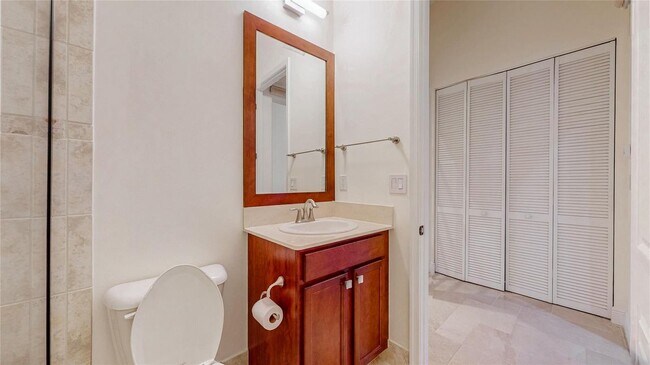 Building Photo - 4046 NW 85th Ave