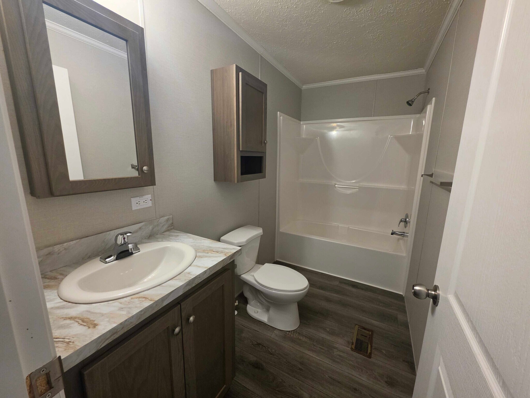 Building Photo - 62 Meggan Dr
