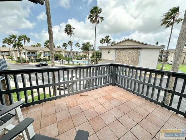 Building Photo - 77 Santa Isabel Blvd