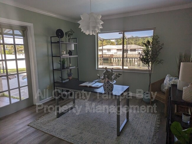 Building Photo - 3931 Venetian Way