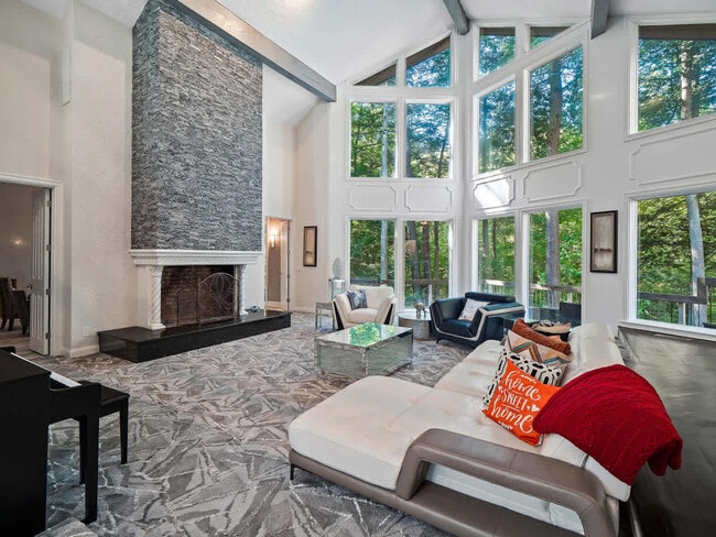 Building Photo - 117 Partridge Ln