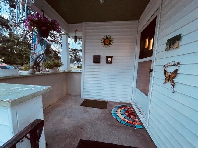 Building Photo - 65 N Harrison St