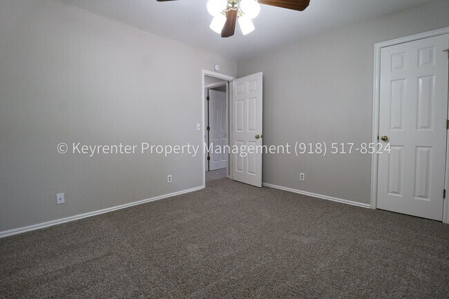 Building Photo - 1228 W 112th Dr S