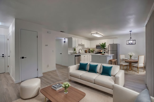 Interior Photo - St. George Apartments