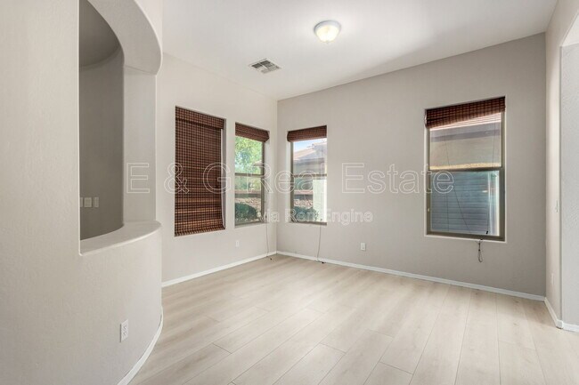 Building Photo - 4296 N 154th Ave