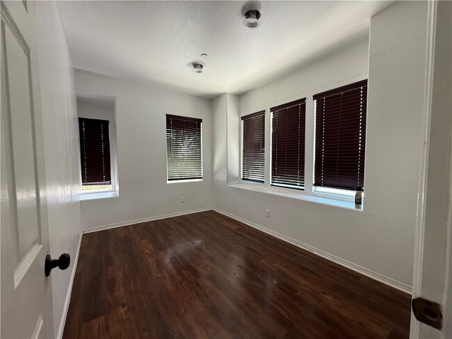 Building Photo - 11120 Legion Dr