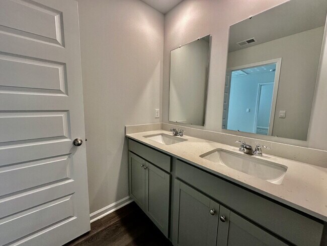 Building Photo - Beautiful New Four Bedroom Home in the Retreat at East Argent!