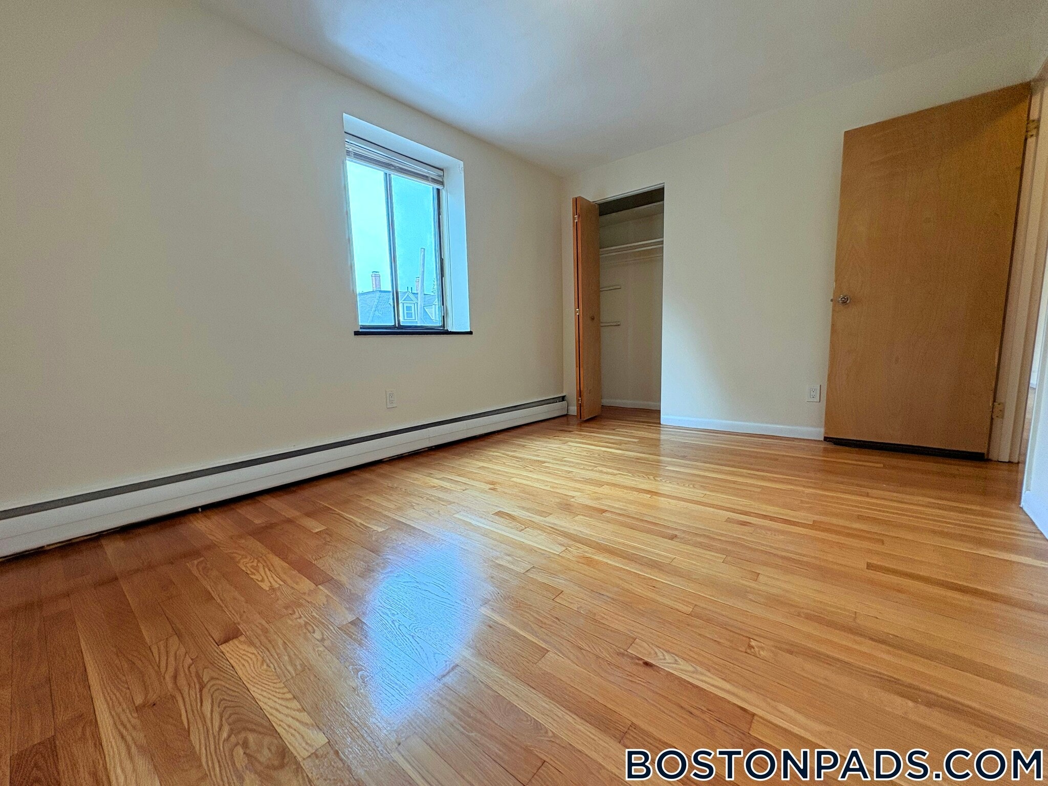 Building Photo - 222 Babcock St