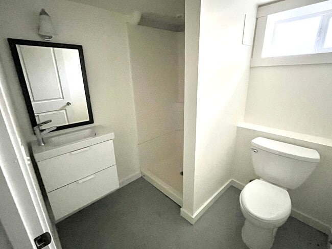 Building Photo - WILSM03